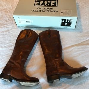 Frye Melissa Button Cognac size 6 boots